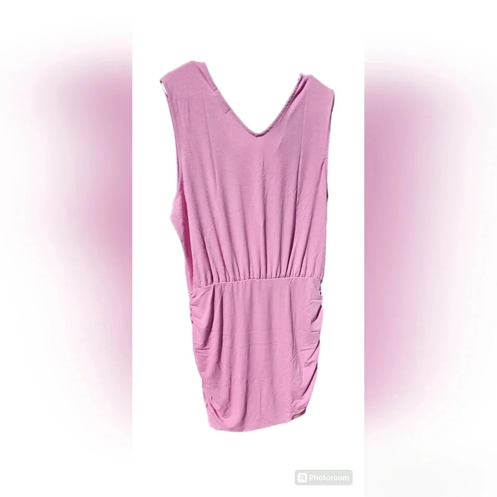 Nine West -NEW V-Neck Sleeveless Ribbed Sides on Skirt.​​ - Picture 2 of 4